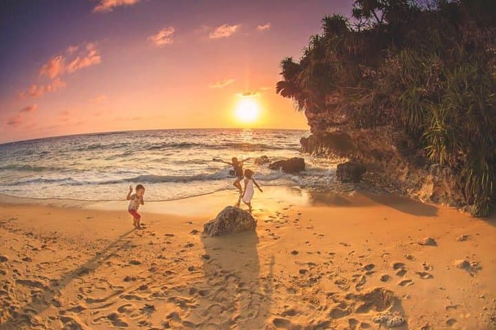 Private Photo Session with a Local Photographer in Okinawa — photo 2