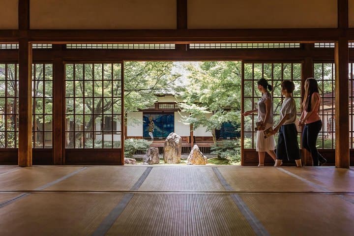 Kyoto Like a Local: Private & Personalized Experience (3 hrs) — photo 3