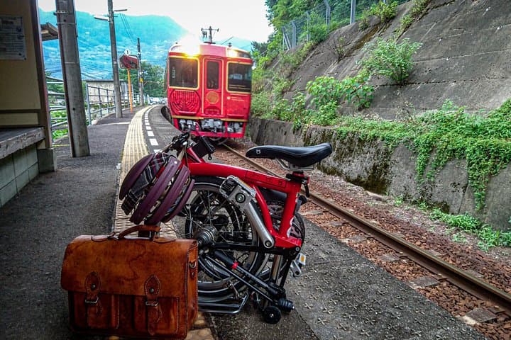 Iya Valley BROMPTON Slow Cycling Tour — photo 12
