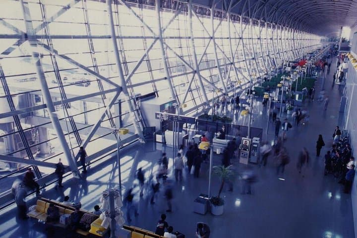 Shared Departure Transfer : Osaka City to Kansai International Airport — photo 2