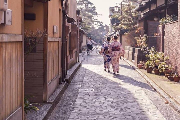 Takayama, Shirakawago & Kanazawa 3 - Day Tour — photo 4