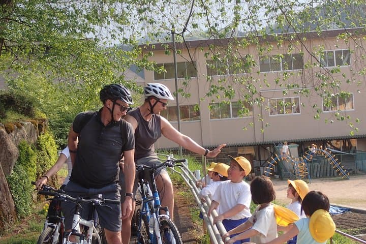 Private Afternoon Cycling Tour in Hida-Furukawa — photo 9