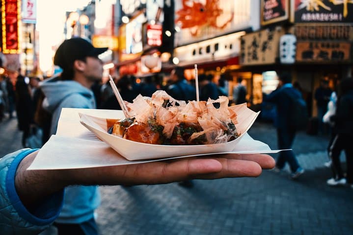 Kansai (KIX) Layover tour Sightseeing & tasting in Osaka by train — photo 6