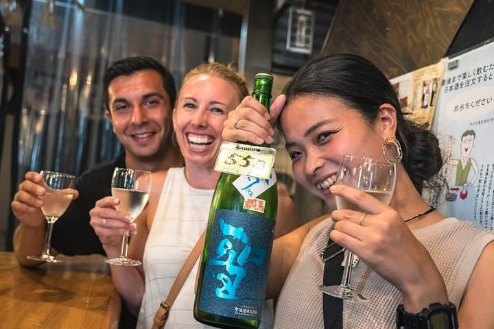 Osaka Backstreet Nightlife & Street Food Walking Tour — photo 5