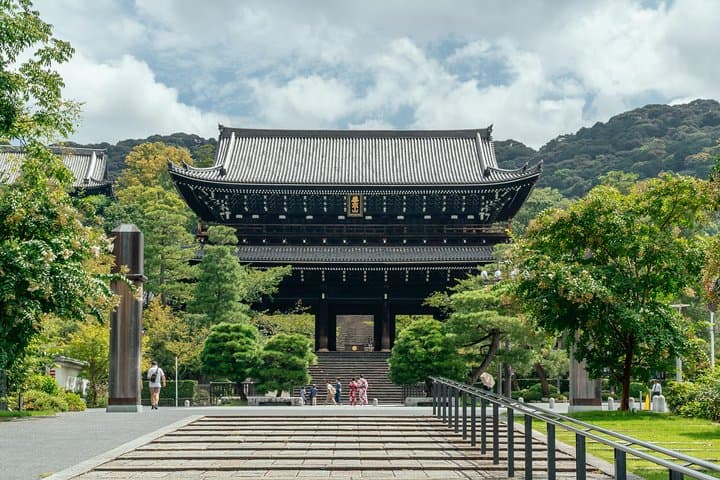 Treasures of Kyoto: Geishas & Traditions Private Tour — photo 2