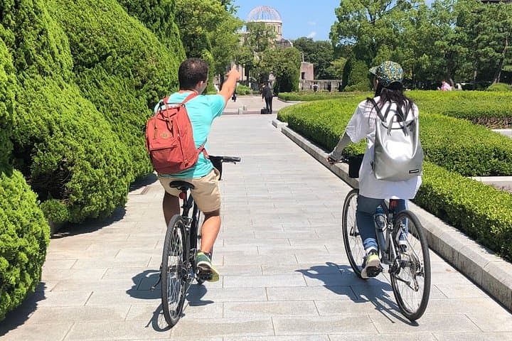 Hiroshima in a Nutshell: Morning Bike Adventure — photo 2