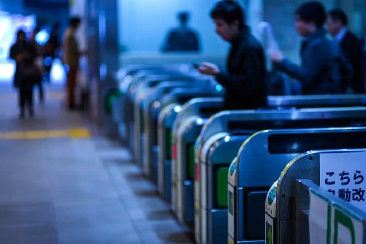 Japan Railway Station Shared Arrival Transfer : Shin Osaka Station to Osaka City — photo 4
