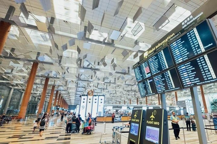 Private Departure Transfer : Tokyo Disney Resort to Narita International Airport — photo 4