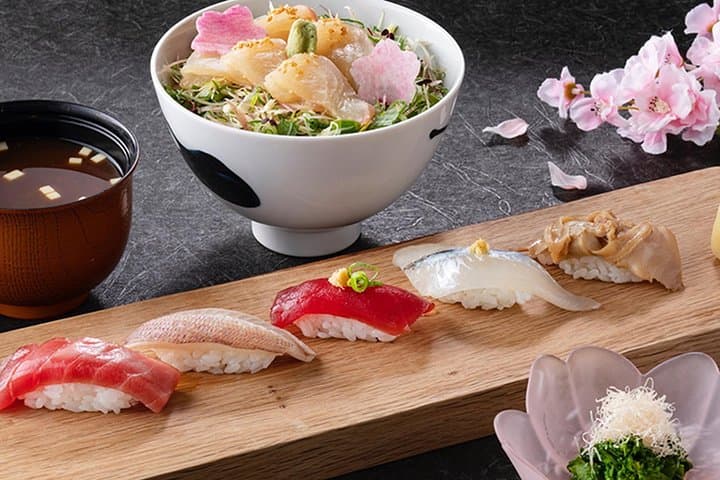 Japanese Restaurant SAKURA Sushi Lunch Set Reservation — photo 1
