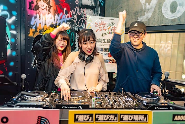 Shibuya House Disco Techno DJ Bars Experience — photo 10