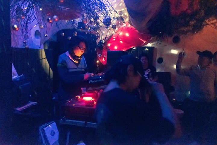Shibuya House Disco Techno DJ Bars Experience — photo 11
