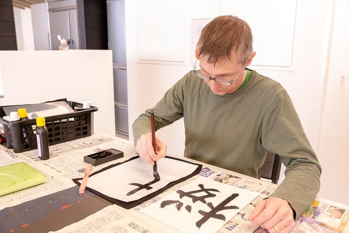 Calligraphy experience — photo 3