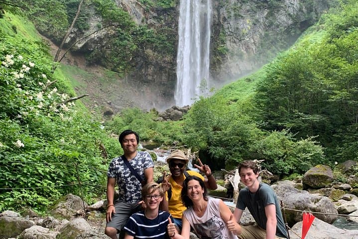 Shirakawa-go, Onsen & Waterfall Hike Day Tour from Takayama — photo 5