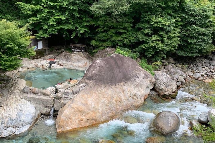 Takayama & Shirakawago 3 - Day Tour — photo 5