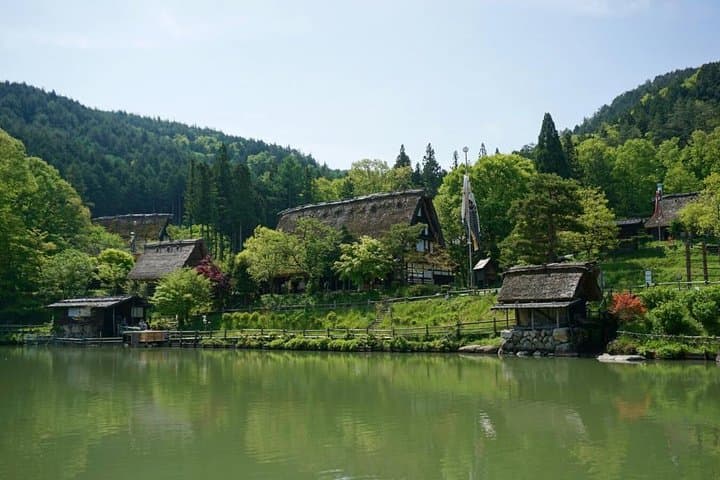 Takayama Walking Tour & Hida Folk Village — photo 2
