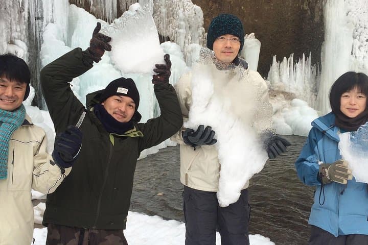 The Art of Ice - Nafuku Shichijo Otaki Snow Trekking Tour - Slightly difficult (Medium) — photo 5