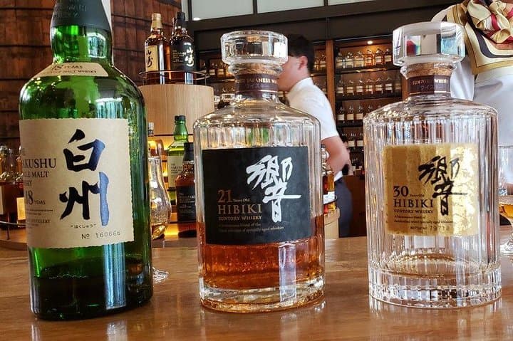Suntory whisky distillery tasting day tour for VIP from Tokyo — photo 6