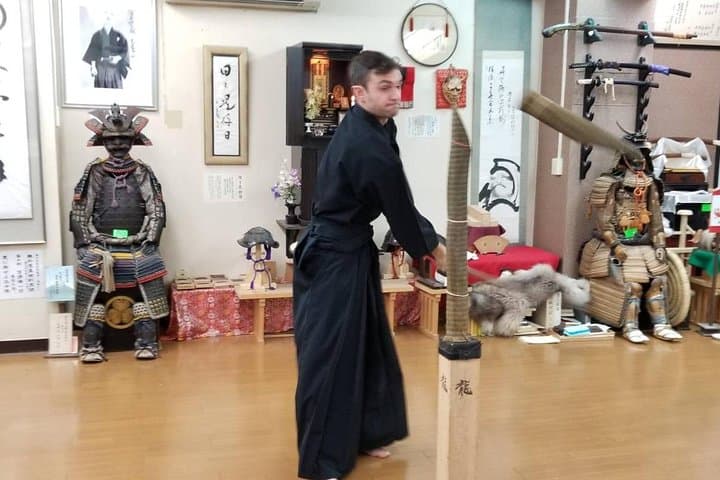 Embrace the Samurai Way: Iaido Swordsmanship Experience in Tokyo — photo 2