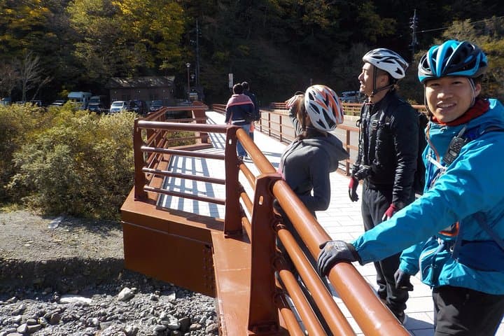 Downhill Biking include lunch experience — photo 5