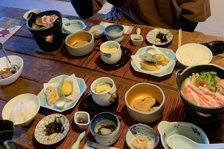 Downhill Biking include lunch experience — photo 8