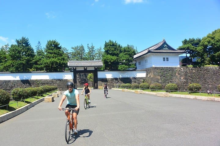 Tokyo Guided Small-Group Biking Tour — photo 4
