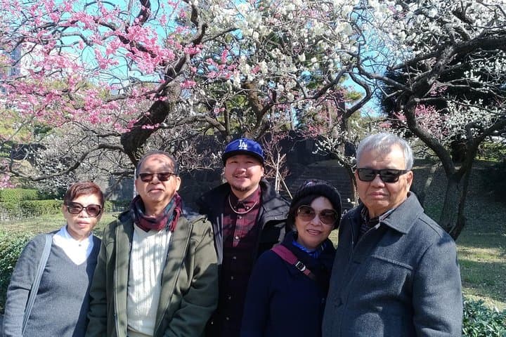 Tokyo Japanese Garden Lover's Private Tour with Government-Licensed Guide — photo 18