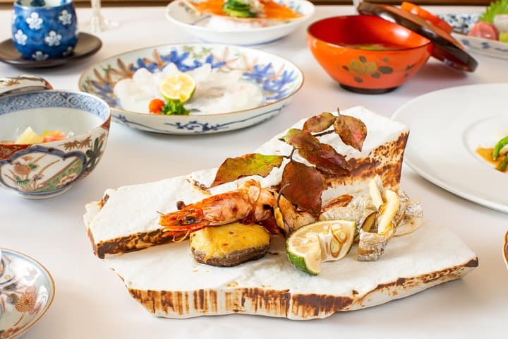 Luxury Kaiseki Lunch With Arita Ware and Gen-emon Kiln Tour — photo 3