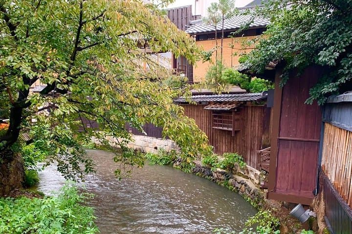 Carefree Private Exploration of Fushimi Inari, Gion, Kiyomizudera, and More — photo 6