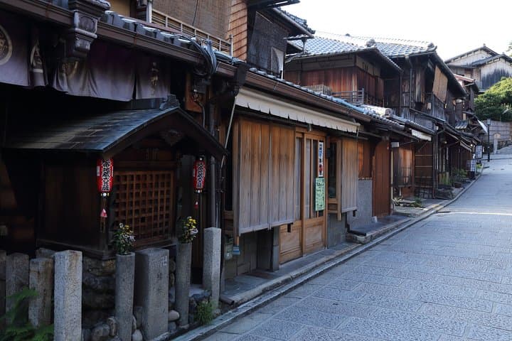 Carefree Private Exploration of Fushimi Inari, Gion, Kiyomizudera, and More — photo 8
