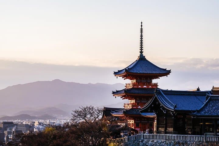 Carefree Private Exploration of Fushimi Inari, Gion, Kiyomizudera, and More — photo 10