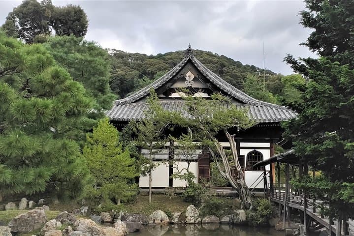 Carefree Private Exploration of Fushimi Inari, Gion, Kiyomizudera, and More — photo 7
