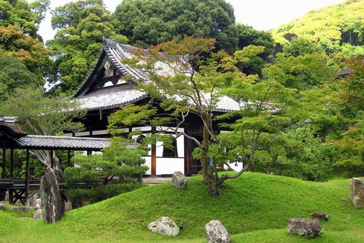 Carefree Private Exploration of Fushimi Inari, Gion, Kiyomizudera, and More — photo 1