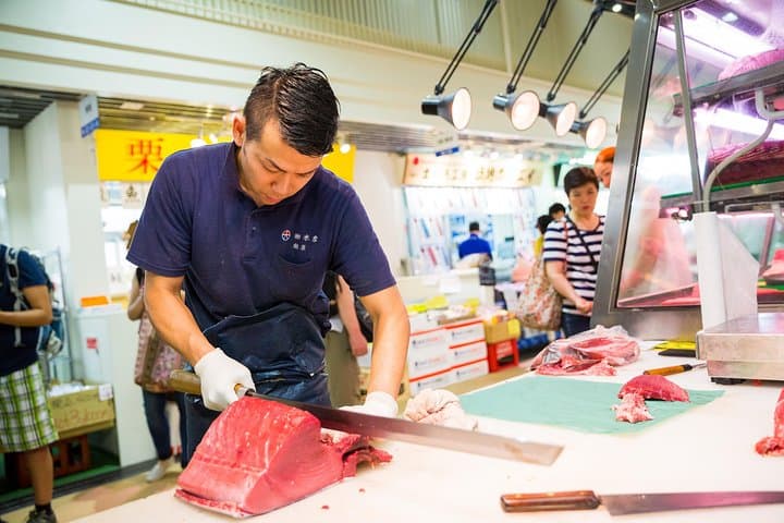 Tokyo Tsukiji Fish Market Food Walking Tour with 5 Tastings — photo 7