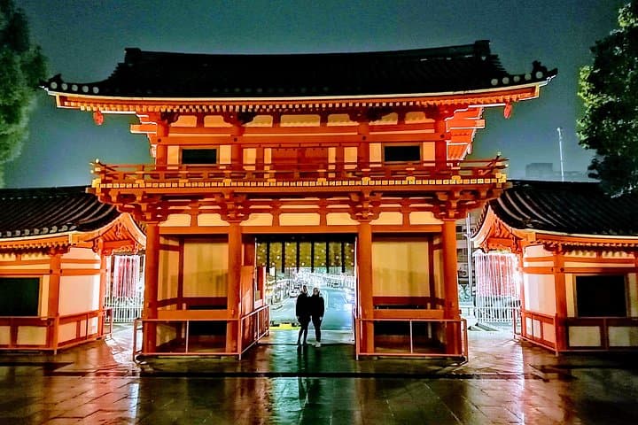 Kyoto night walk tour (Gion district) — photo 3
