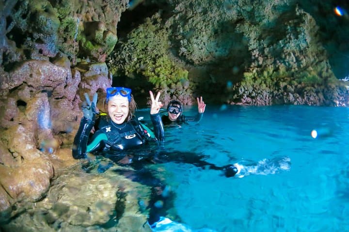Blue Cave Introductory Dive–Private Guide, Boat Tour&Free Photos — photo 18