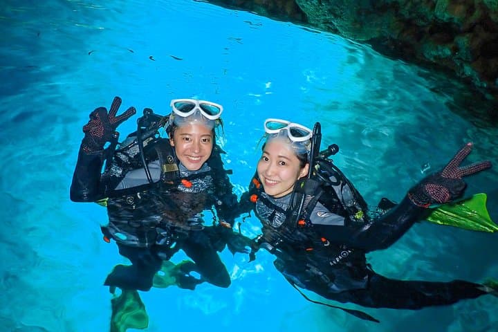Blue Cave Introductory Dive–Private Guide, Boat Tour&Free Photos — photo 9