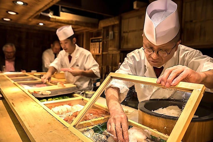 Best of Shibuya Food Tour in Spanish — photo 10
