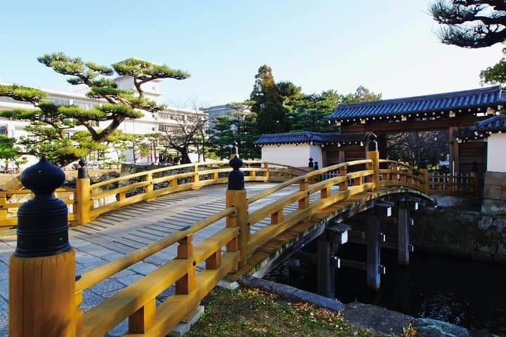Wakayama Castle Town Walking Tour — photo 2