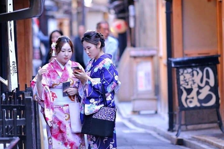 Kyoto Like a Local: Private & Personalized Experience (3 hrs) — photo 9
