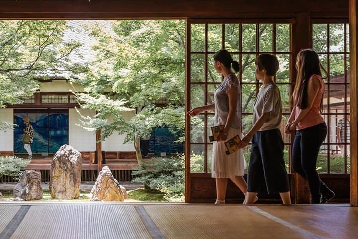 Kyoto Private 7-Hour Hidden Gems Tour with a Local – Unscripted — photo 2