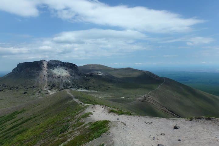 Mount Tarumae Hiking Day Trip — photo 4