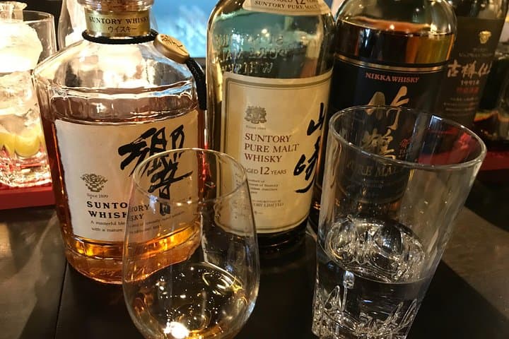 Japanese whiskey tasting; relaxed and educational in the bar — photo 14