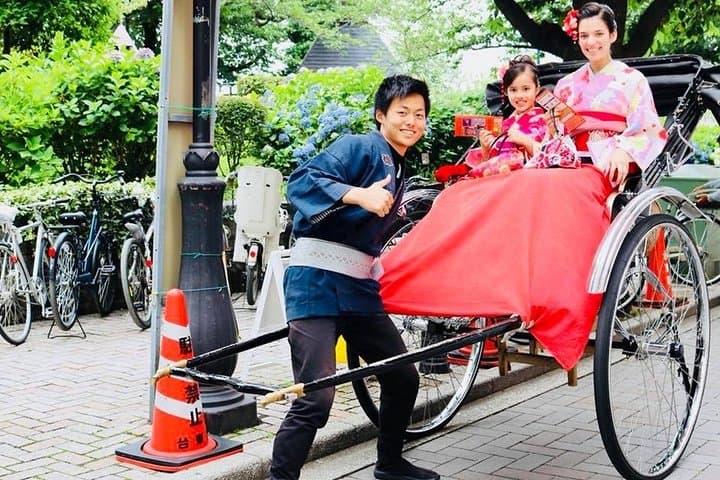 Ride a rickshaw wearing a kimono in Asakusa! Enjoy authentic traditional culture! — photo 6