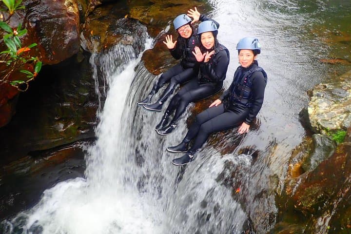 Okinawa Iriomote Half Day Splash Canyoning — photo 15