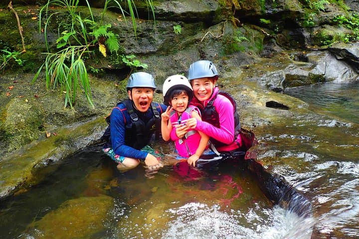 Okinawa Iriomote Half Day Splash Canyoning — photo 16