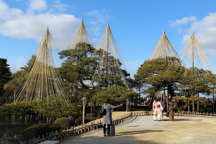 Kanazawa Private Tour with a Local – Highlights & Hidden Gems — photo 4