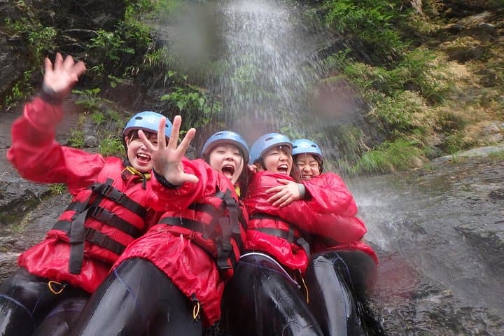 10:30 local gathering and rafting tour half day (3 hours) — photo 3