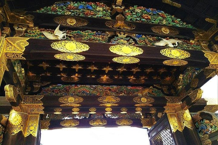 Kyoto Samurai and Geisha Town Private Walking Tour — photo 2