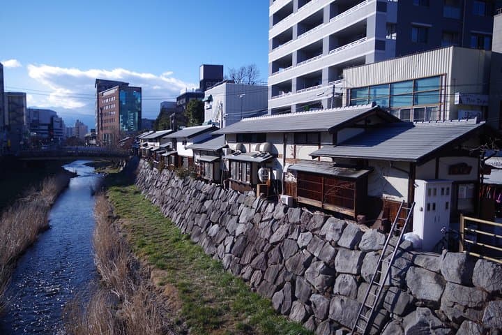 Matsumoto Castle, Sake & Local Bites Walking Tour — photo 20