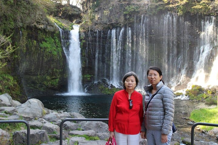 Mt. Fuji Day Tour by Private Minivan with Licensed Tour Guide and Driver — photo 11